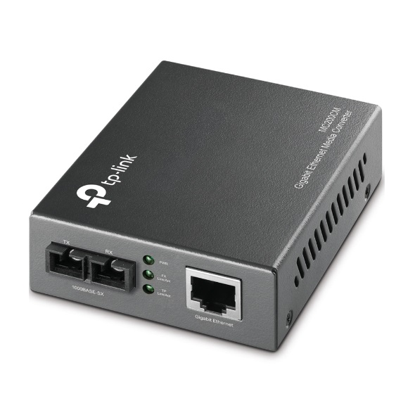 TP-Link MC200CM Gigabit Multi-Mode Media Converter Extends fiber distance up to 0.55km Complies with IEEE 802.3ab and IEEE 802.3z